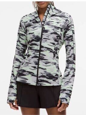 Lululemon Mist Over windbreaker